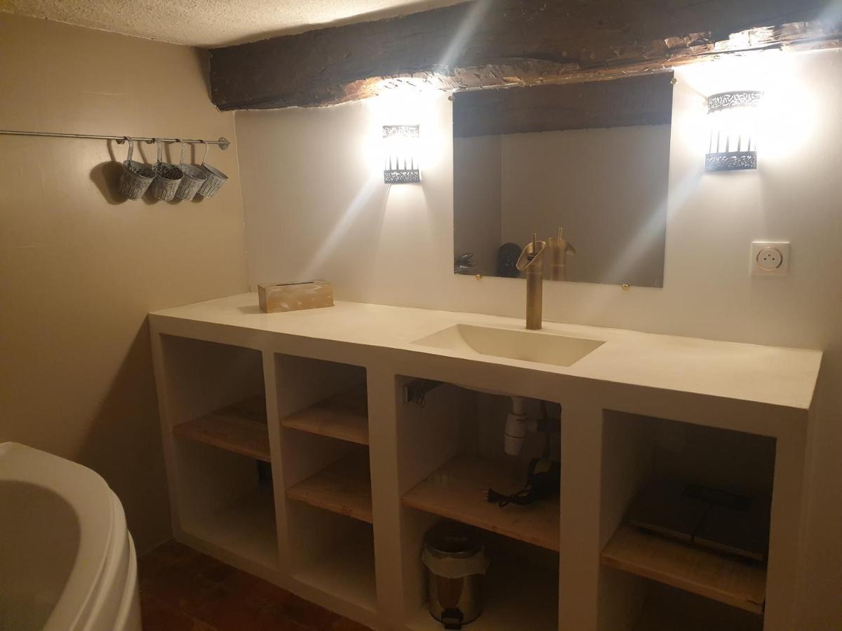 לאמבסק Charmant Appartement Coeur Village Provencal מראה חיצוני תמונה